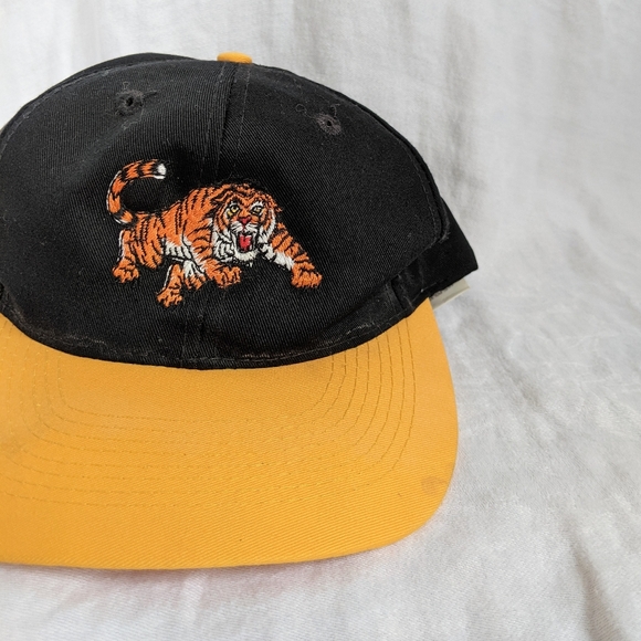 SOLD - Picture 2 of 8